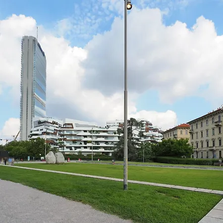 Primopiano - Giulio Cesare * Milano